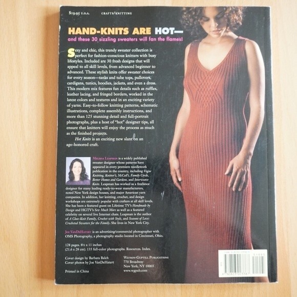 Hot Knits 30 Cool Fun Designs to Knit & Wear by Melissa Leapman Joe VanDeHatert - Picture 2 of 7